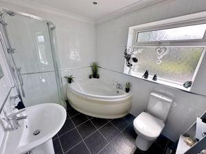 Photo 19- click for photo gallery